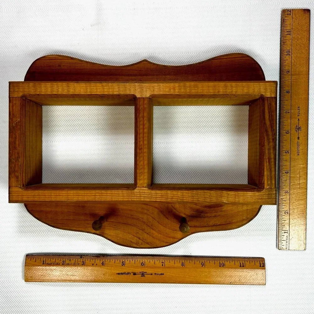 VTG Wood Wall Shelf 2 Cubbies Peg Hooks Rustic Farmhouse Pine 12x10 1980s Retro